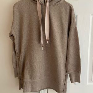 Aerie sweatshirt